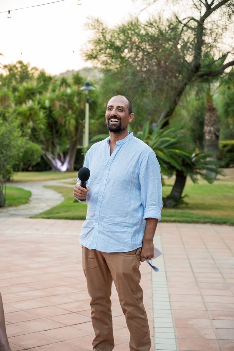 A member speaking at an Entrepreneurs Meet gathering in Cagliari